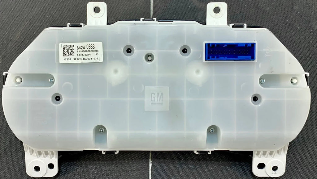 OEM Chevrolet Cluster 36k Pre-Owned Equinox Speedometer Speedo (Good) 84240633 2018 ID