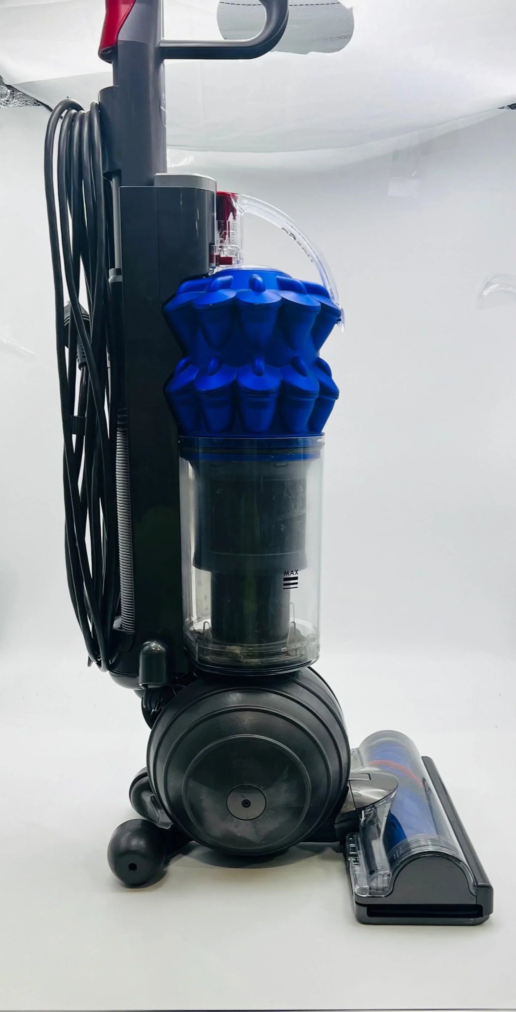 DC50 Vacuum Box Dyson 209456-02 Open Upright Iron/Blue Allergy Ball Compact