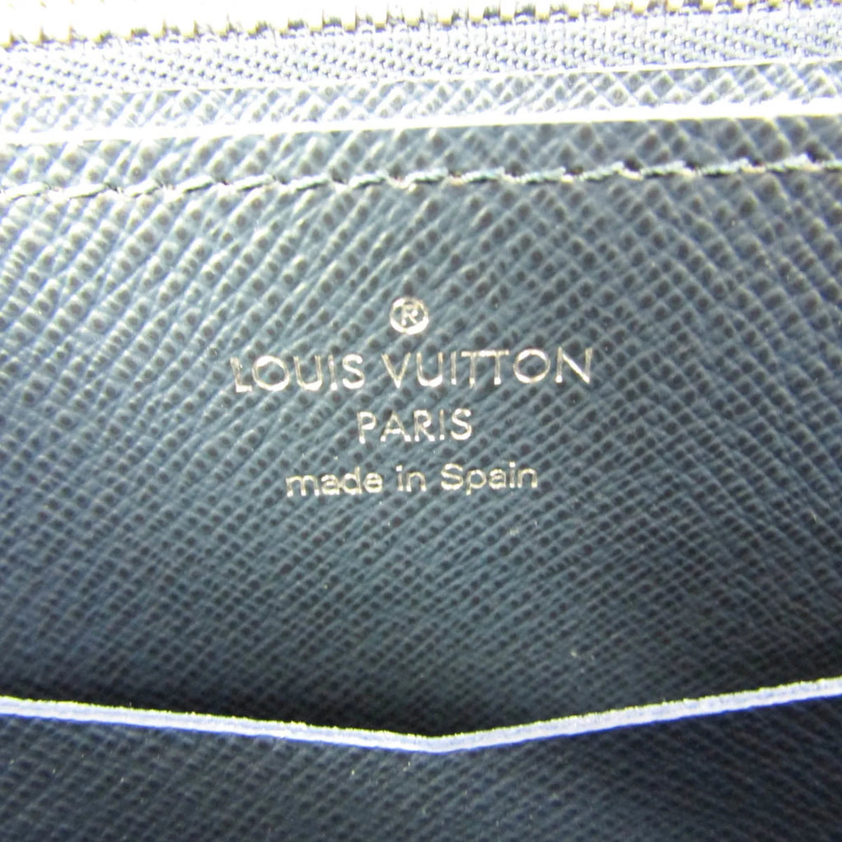 M64019 Men's Leather Taiga Wallet Long Taiga Zippy Blue Vuitton Louis Navy (bi-fold) XL Pre-Owned (Good)