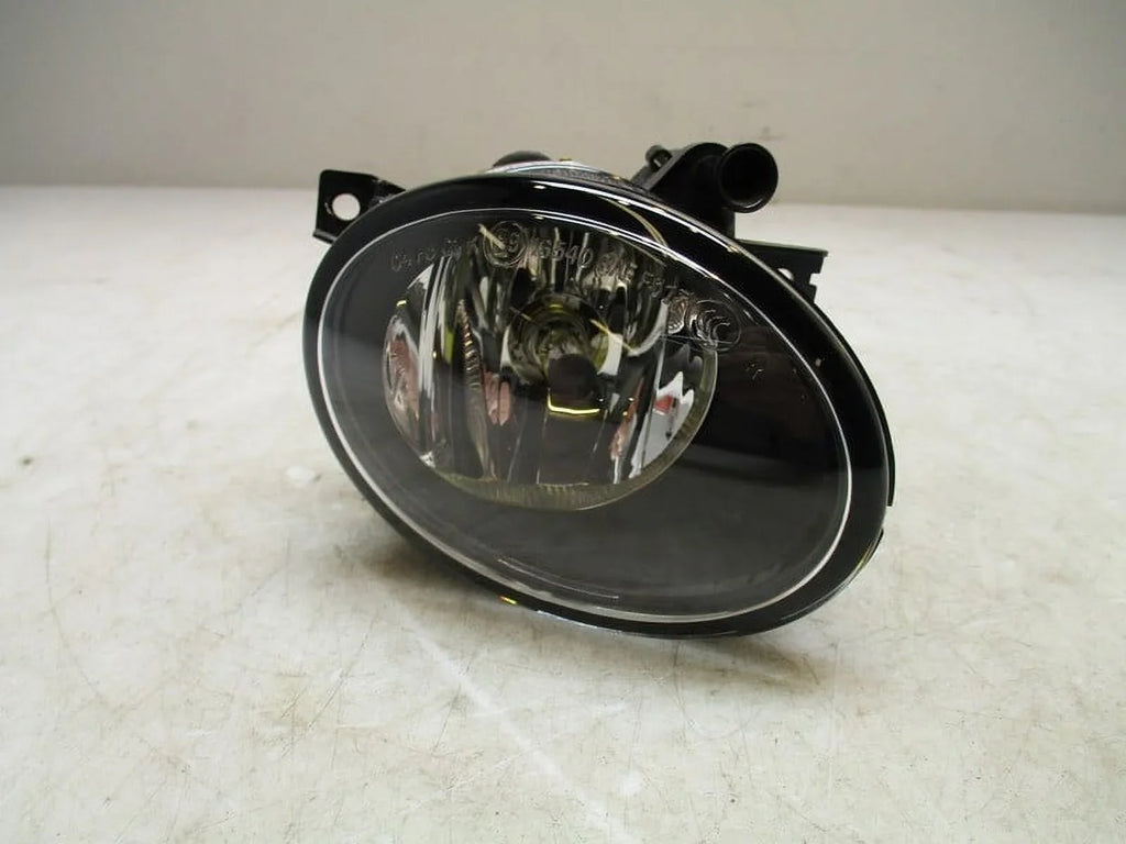 Sprinter Fog Bumper Pre-Owned RH Mercedes Mounted Light (Good) 2023 OEM Passenger