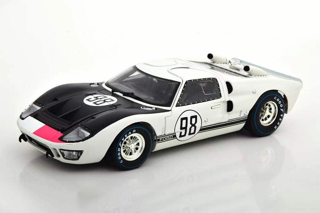 '- GT-40 Car Ford Toy Model SC415W Shelby White 1966 - II #98, scale 1/18 MK Collectibles Diecast Shelby