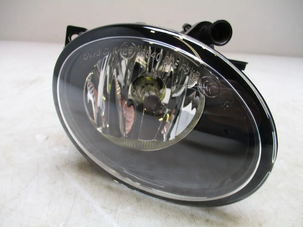 Sprinter Fog Bumper Pre-Owned RH Mercedes Mounted Light (Good) 2023 OEM Passenger