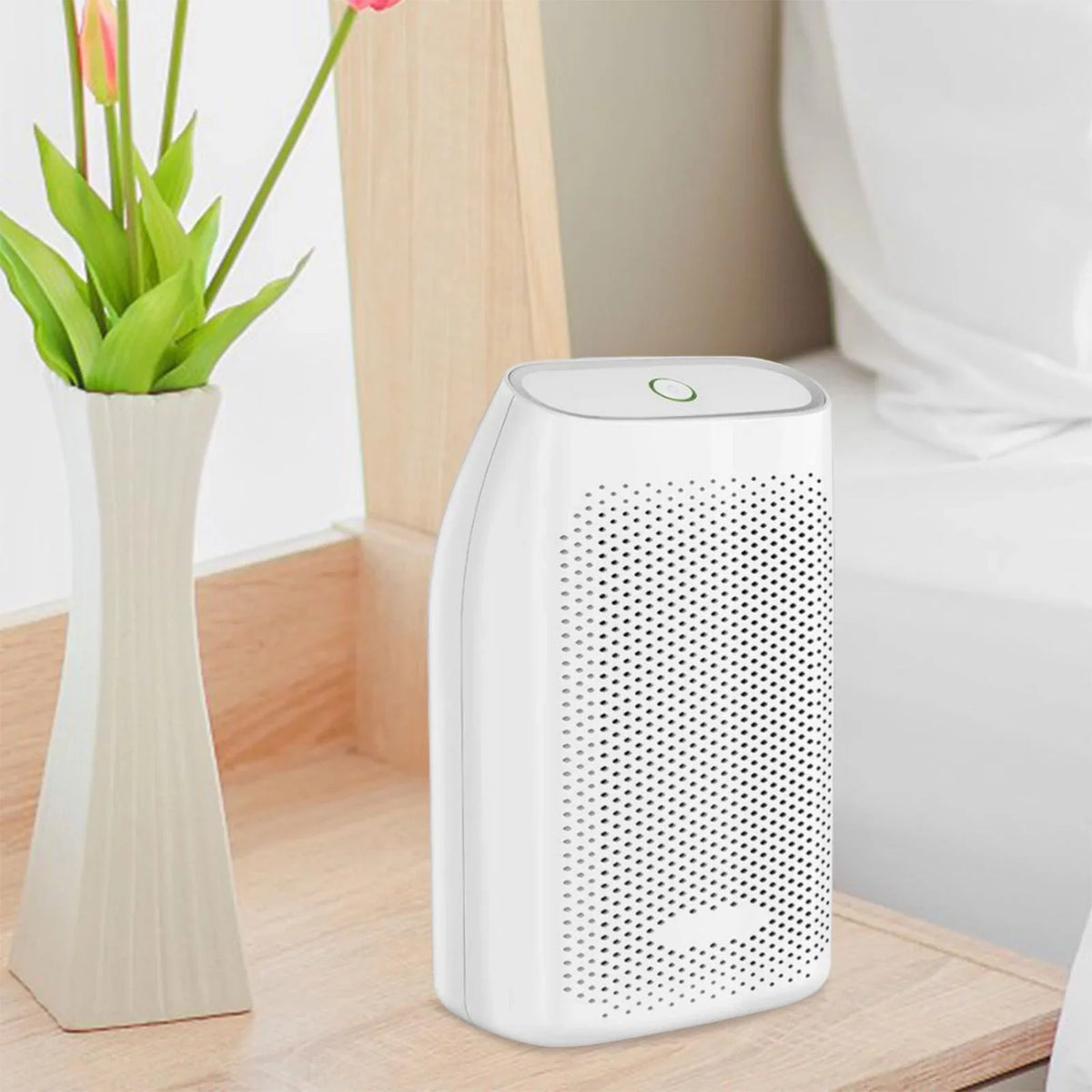 Energy Efficient Wardrobe USB Damp Technology 700ml Quiet With Small Air, Closet Basement Moisture Semiconductor Dehumidifier , For For