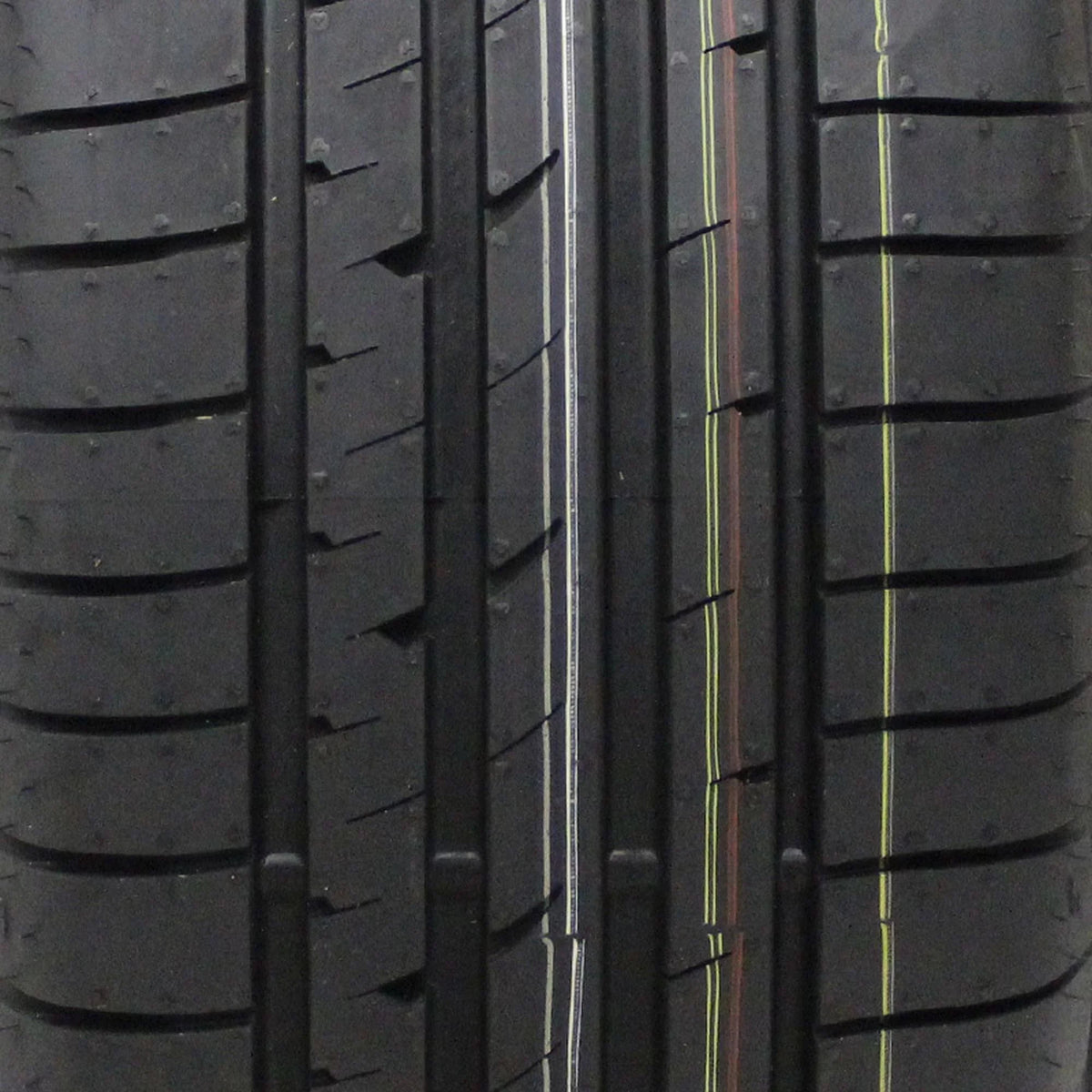 Performance ROF Eagle Goodyear F1 225/40R19 93Y Asymmetric Tire Passenger XL 2