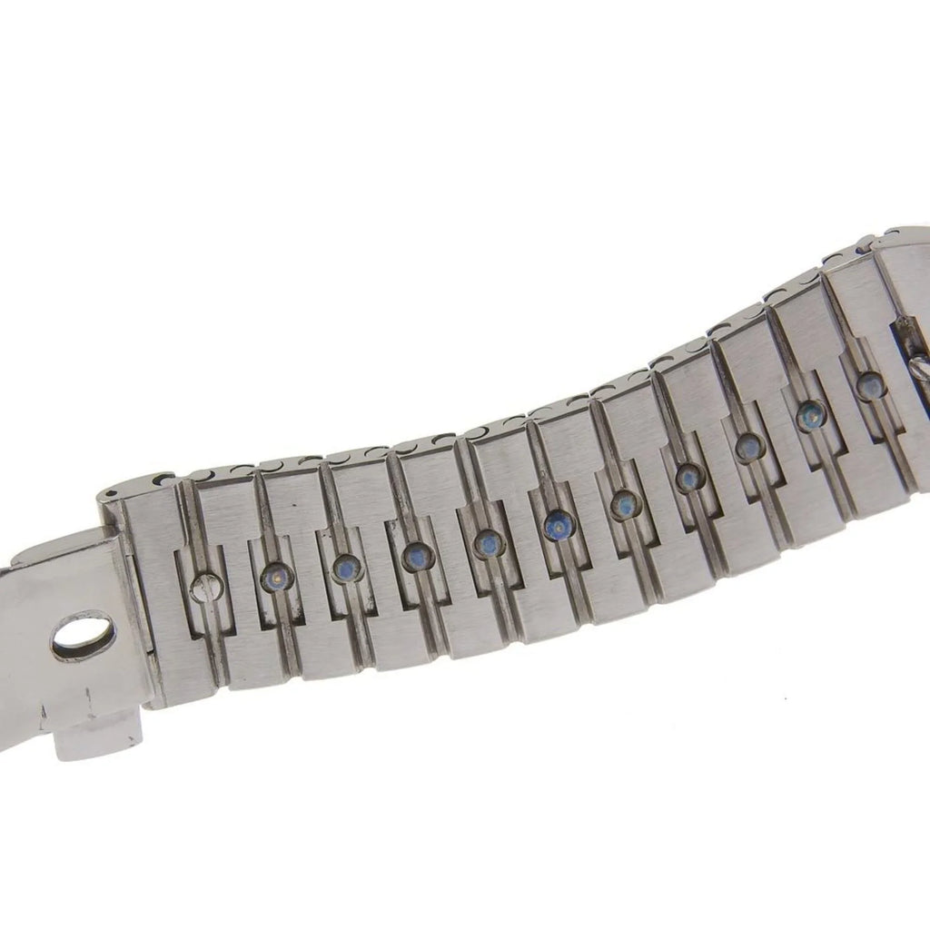 Swiss Omega (Fair) OMEGA Boys Silver/Gold Watch Silver Made Steel Pre-Owned Quartz Dial Stainless De Ville