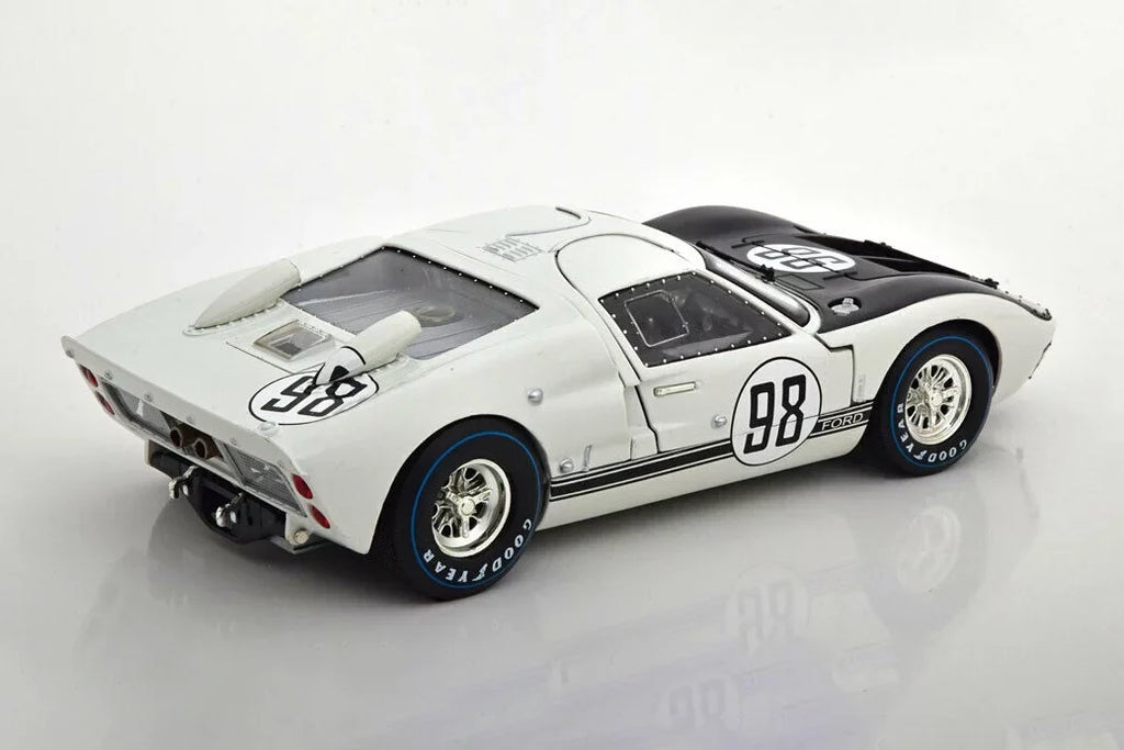 '- GT-40 Car Ford Toy Model SC415W Shelby White 1966 - II #98, scale 1/18 MK Collectibles Diecast Shelby