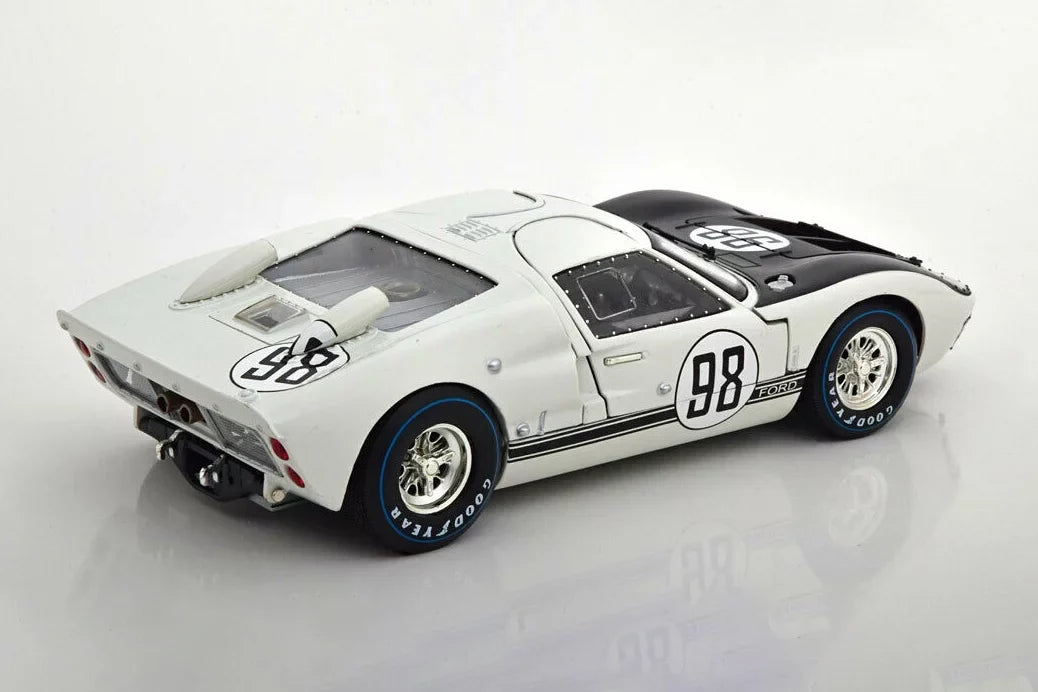 '- GT-40 Car Ford Toy Model SC415W Shelby White 1966 - II #98, scale 1/18 MK Collectibles Diecast Shelby