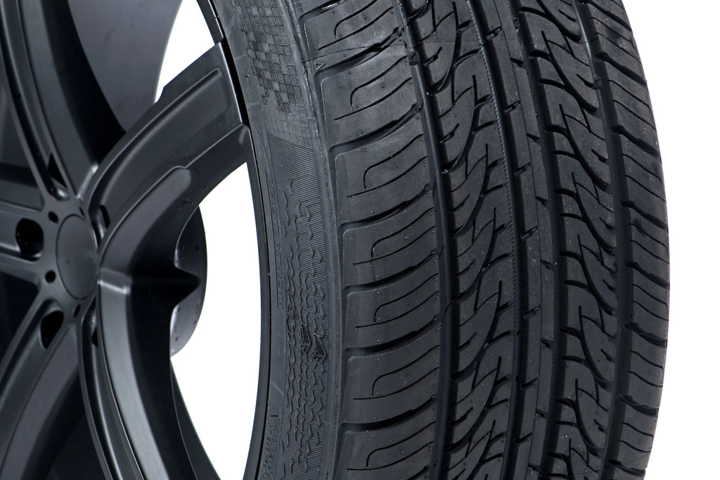 98 787 215/75-14 S Vercelli Classic Tire