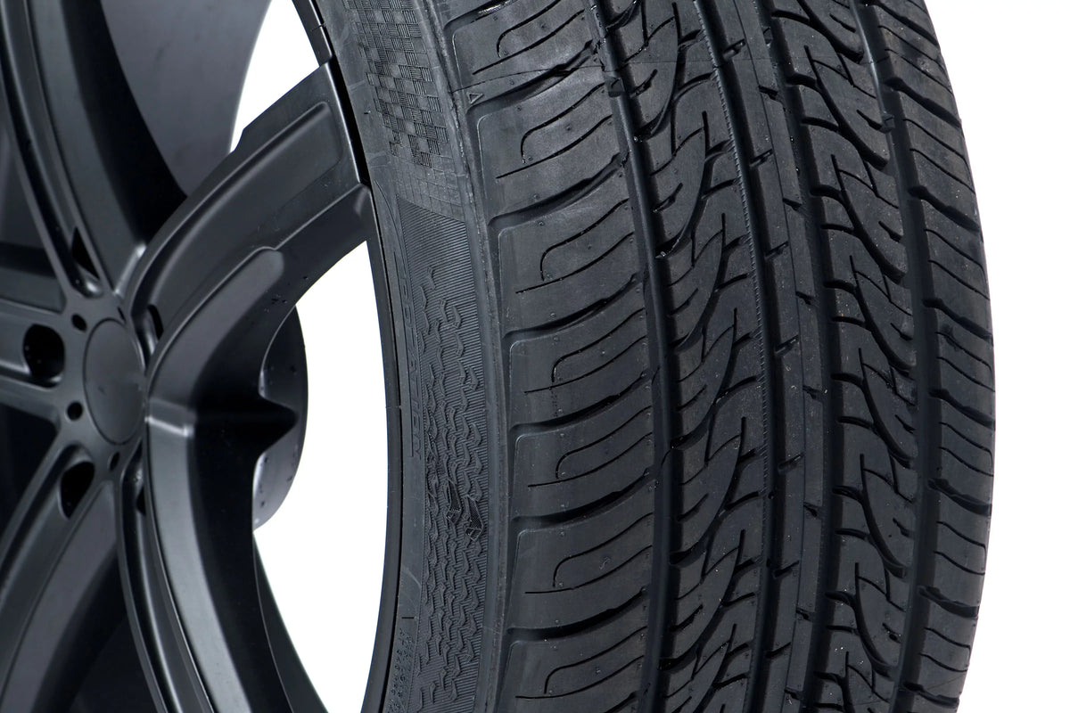 98 787 215/75-14 S Vercelli Classic Tire