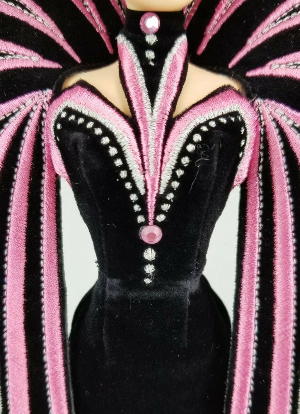 Barbie Papillion Mackie Bob Doll by Edition Limited Le 23276 Mattel 1999